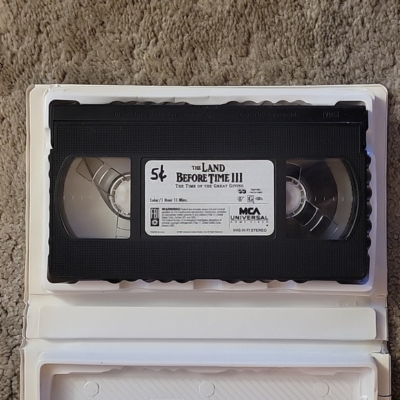The Land Before Time III VHS - Picture 4 of 5
